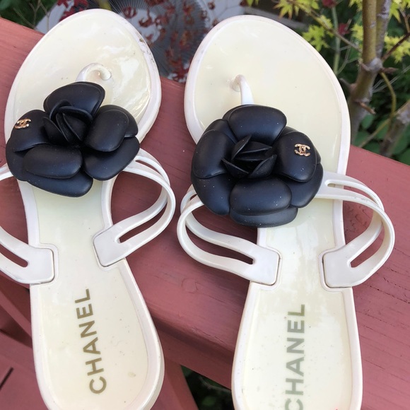 Chanel women sandals size 38